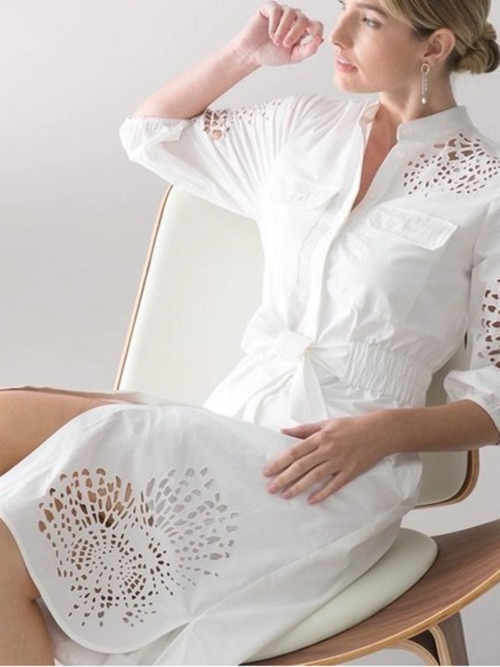 NEW w/tags White House, Black Market, white cotton eyelet dress. Size 12. Rt$180